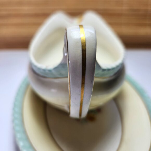 Johnson Brothers Gravy Boat Windsorware JB18 Floral Pattern Aqua Fluted Rim - Picture 7 of 12